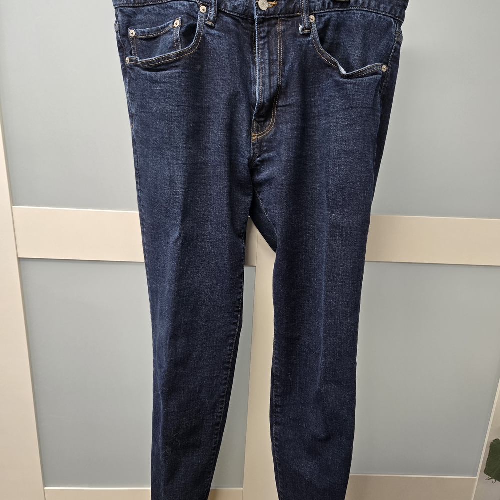 Gap Men's Blue Slim Tapered Jeans